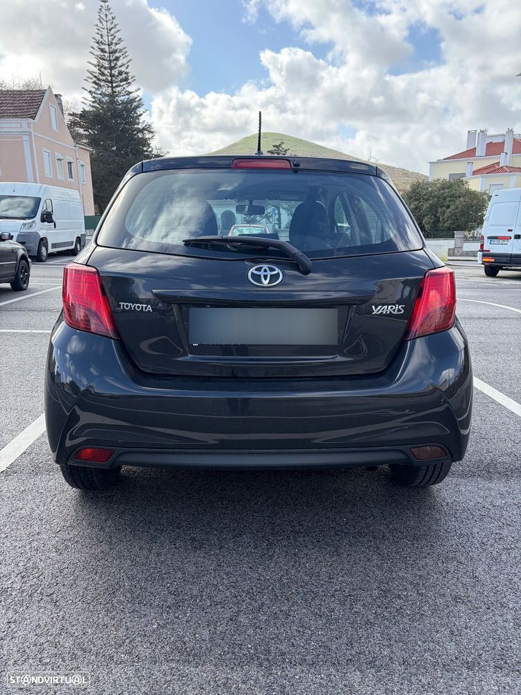 Toyota Yaris 1.4 D-4D Comfort+P.Style - 4
