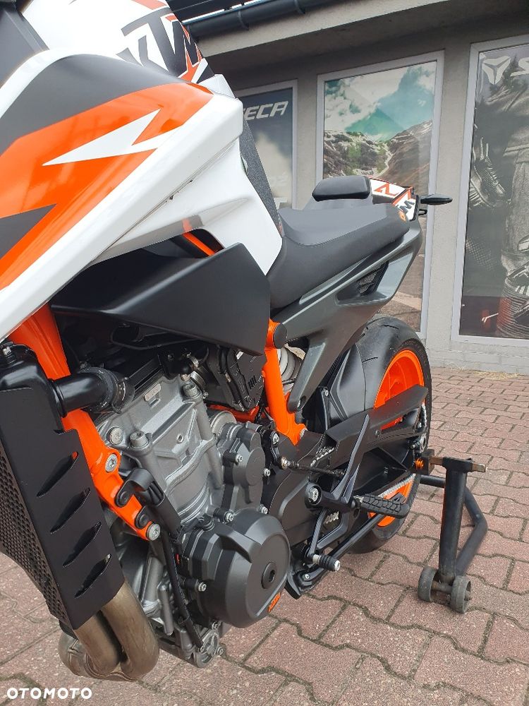 KTM DUKE 890 - 7