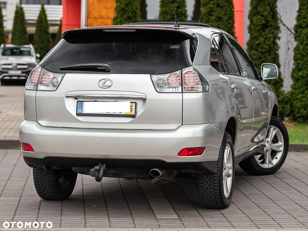 Lexus RX - 8