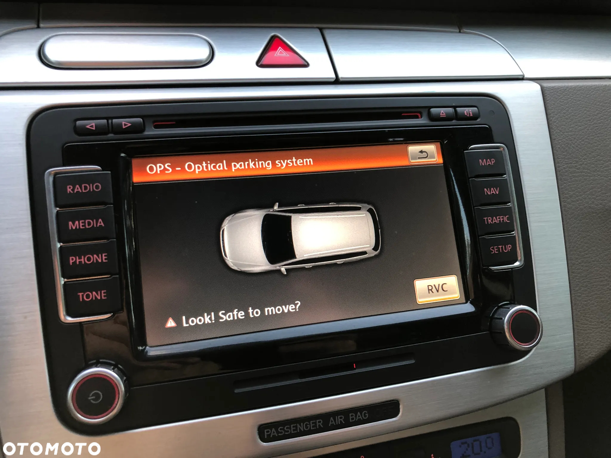 Volkswagen Passat Variant 2.0 TDI DPF DSG Highline - 24