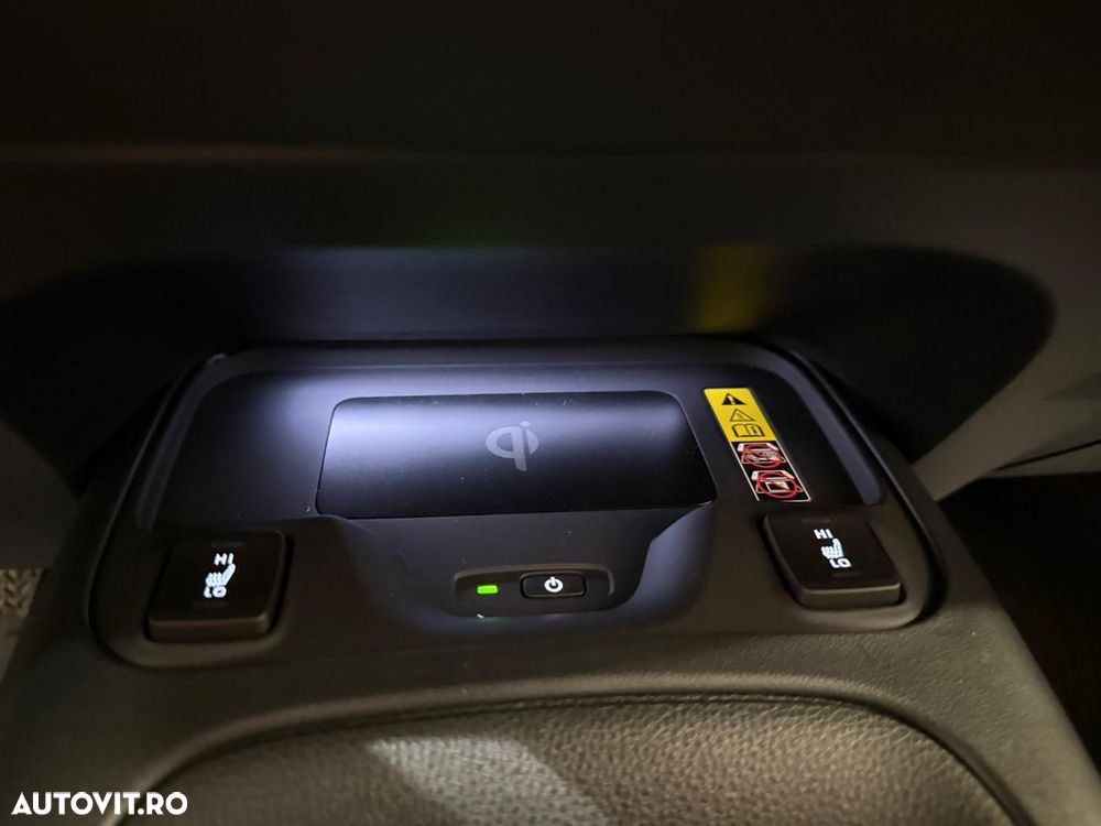 Toyota Corolla 1.8 HSD Dynamic - 12