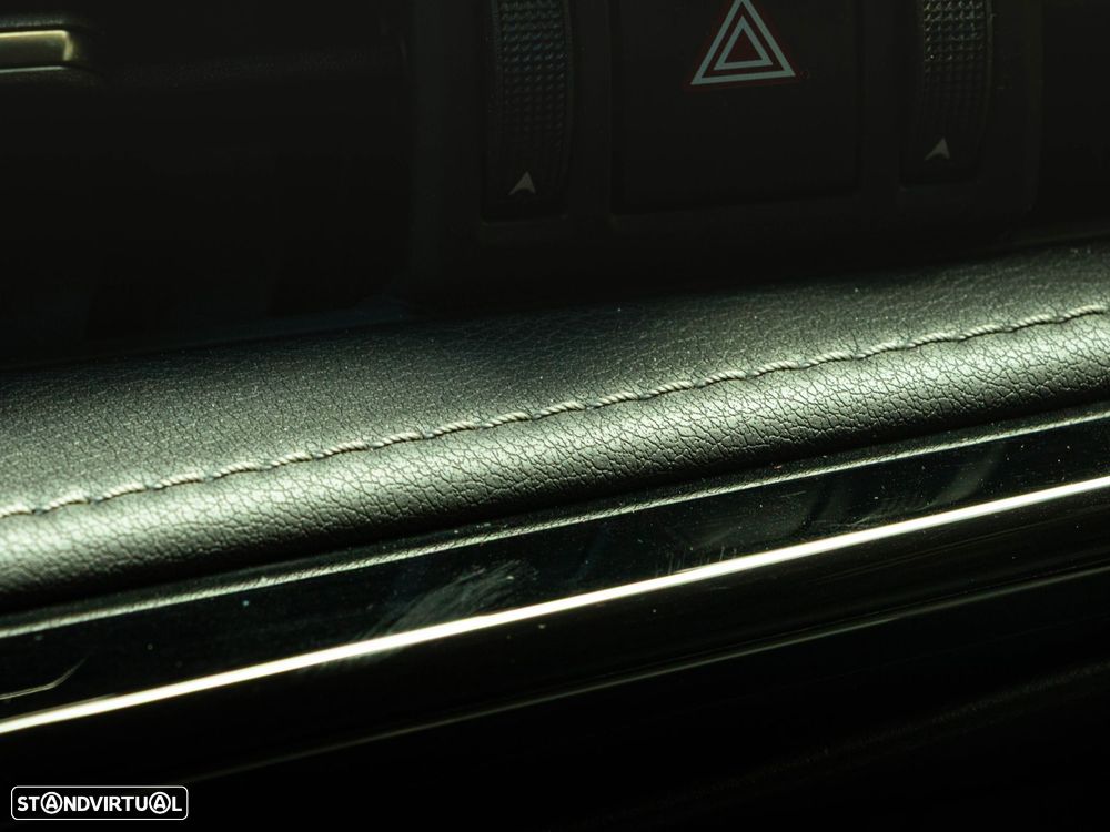 Lexus NX 350h Executive+ - 40