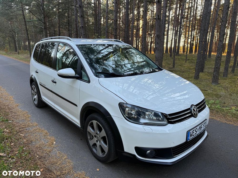 Volkswagen Touran 2.0 TDI DPF Cross - 3