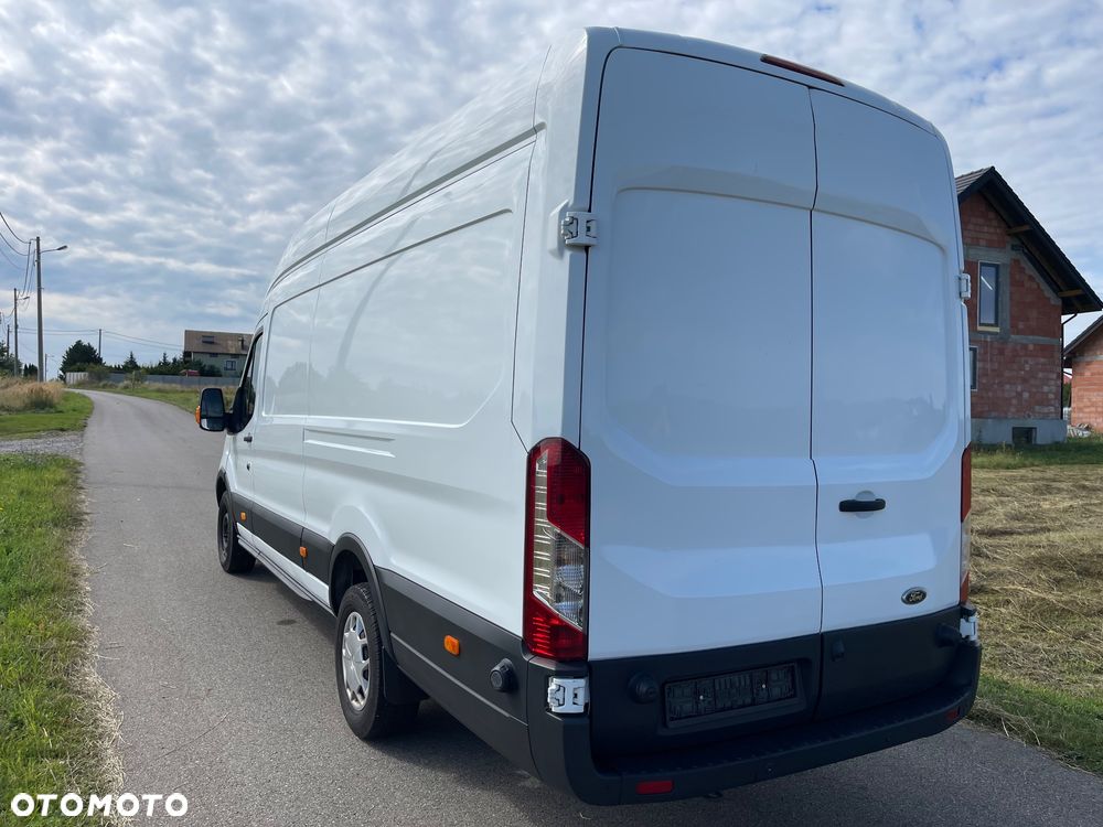Ford Transit - 13