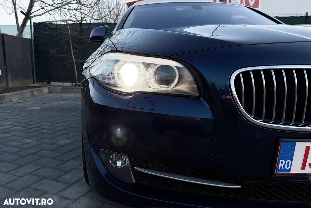 BMW Seria 5 520d Aut. - 12