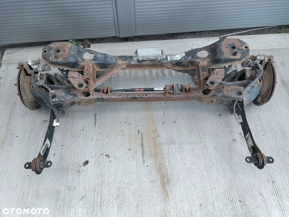 KOMPLETNE ZAWIESZENIE BELKA SANKI TYŁ VOLVO S40 II 04-07r - 1