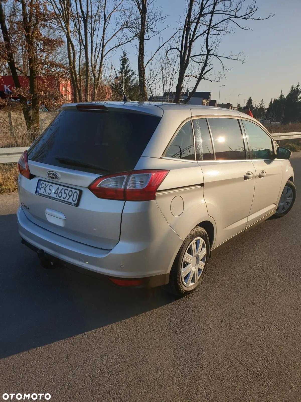 Ford Grand C-MAX 1.6 TDCi Titanium - 26