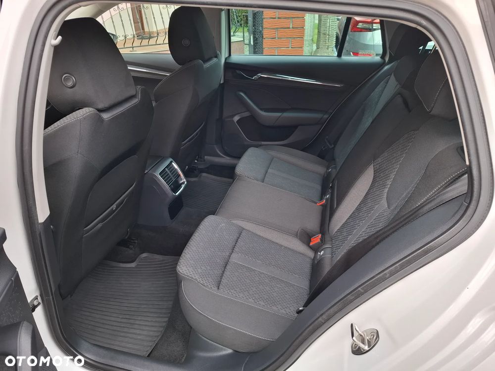 Skoda Octavia 1.5 TSI ACT Style - 34