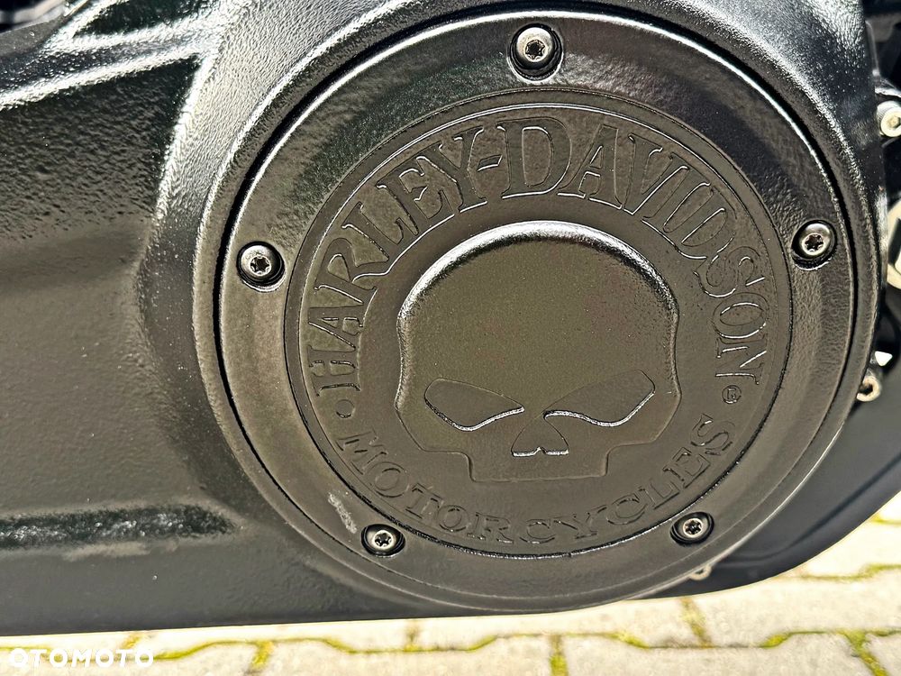 Harley-Davidson Softail Fat Bob - 10