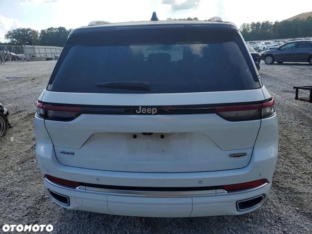 Jeep Grand Cherokee 2023 photo 4