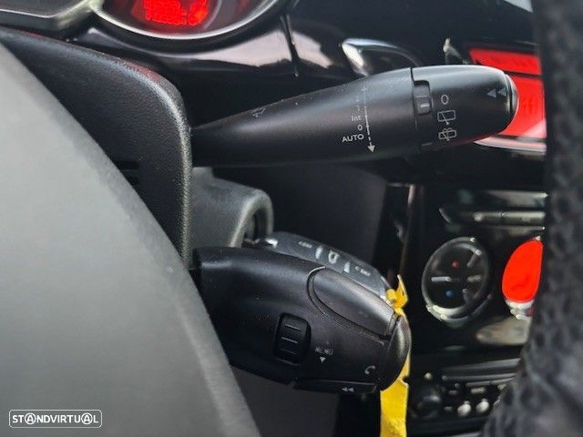 Citroën DS3 1.6 e-HDi Airdream Sport Chic - 12