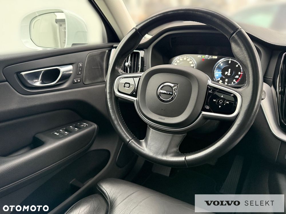 Volvo XC 60 - 18