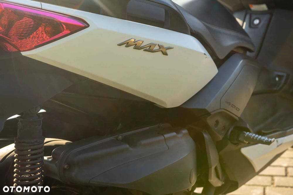 Yamaha X-max - 37