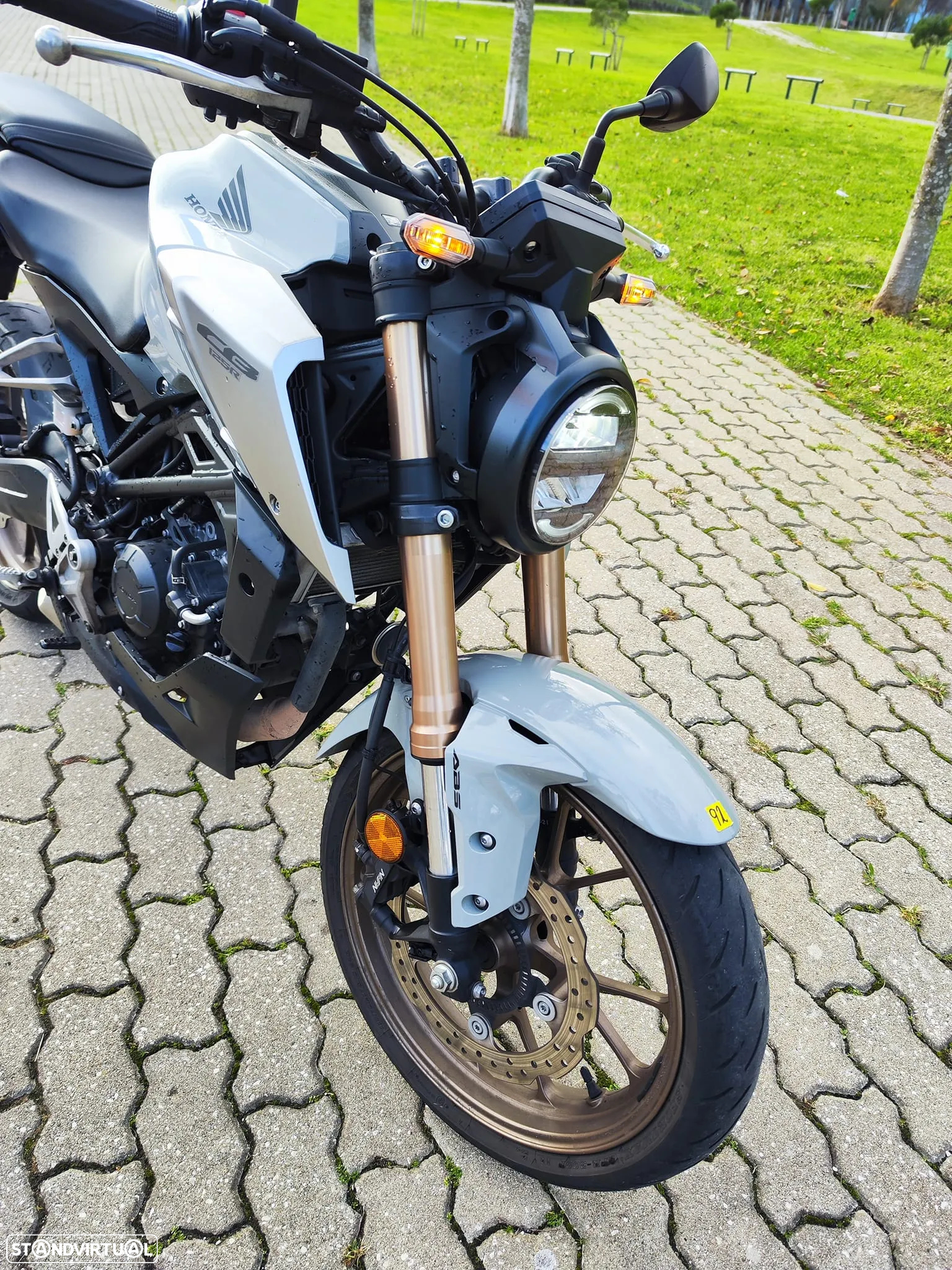 Honda CB 125 R Neo - 3