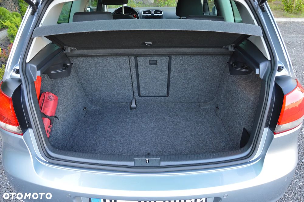 Volkswagen Golf - 34