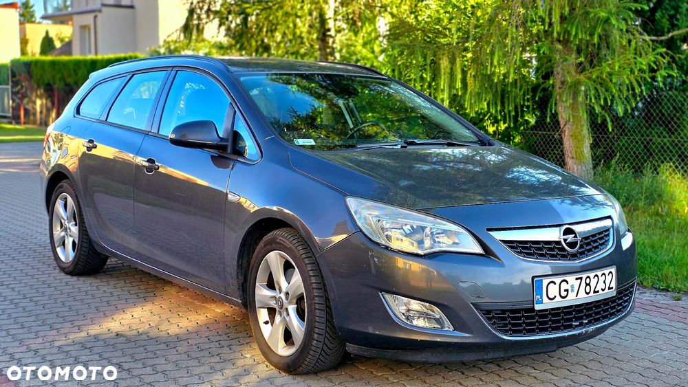 Opel Astra 1.7 CDTI Cosmo - 2