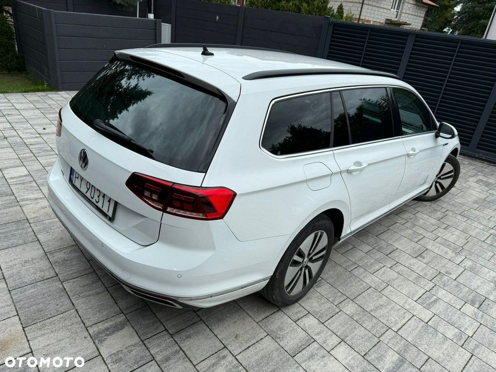 Volkswagen Passat - 23