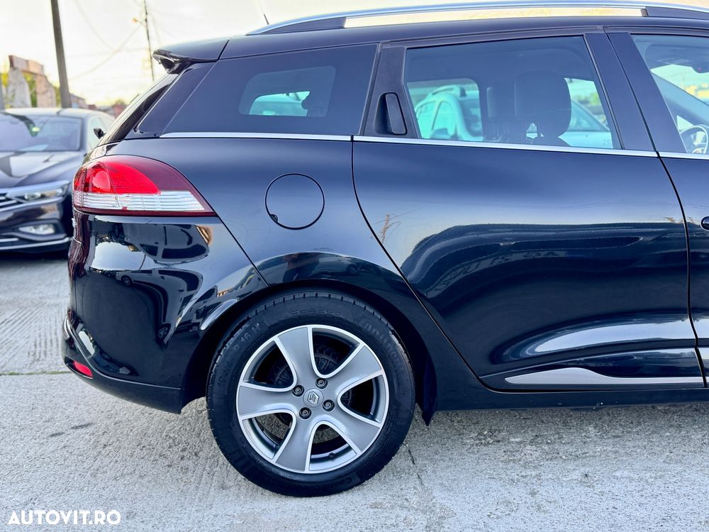 Renault Clio - 30