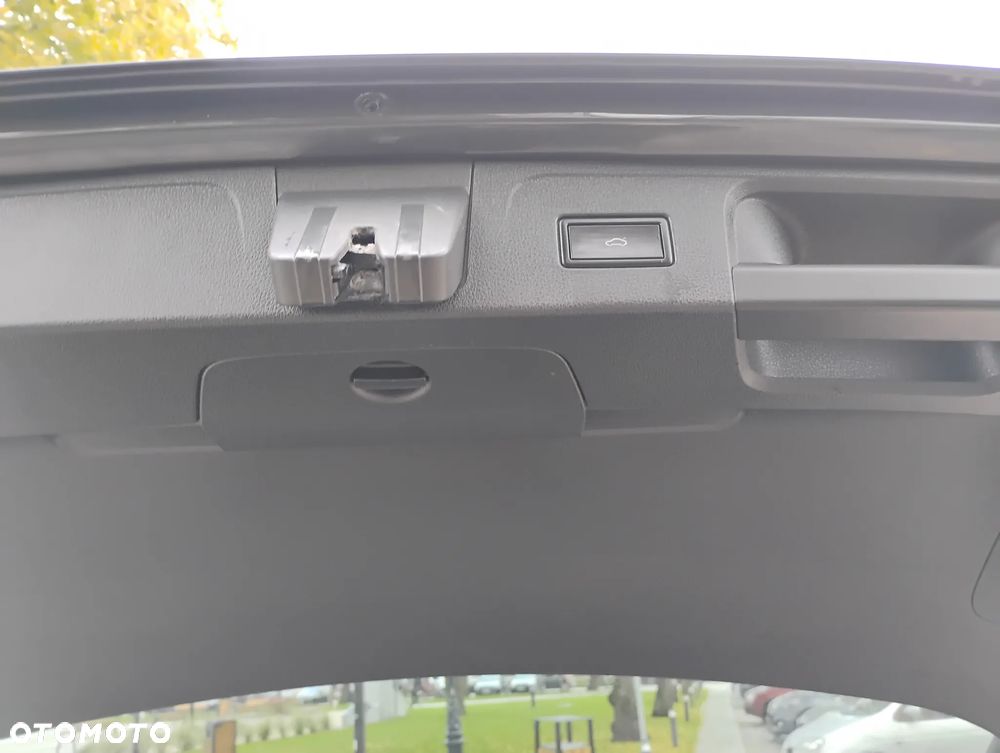Volkswagen Passat Variant 1.4 TSI (BlueMotion Technology) Trendline - 23