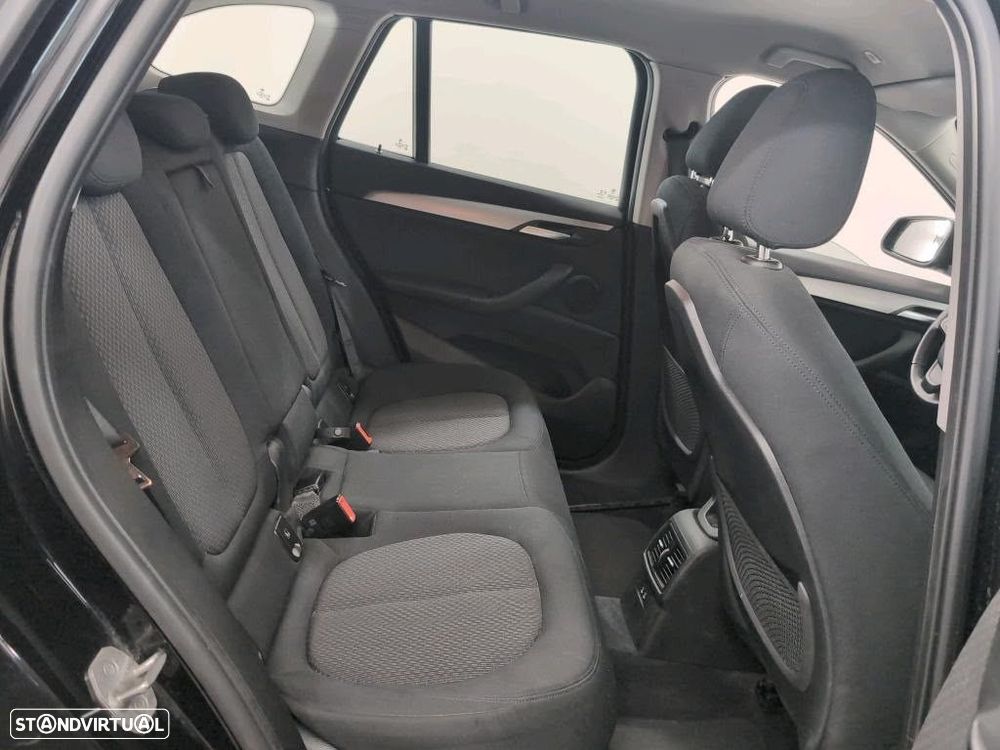 BMW X1 25 e xDrive - 8