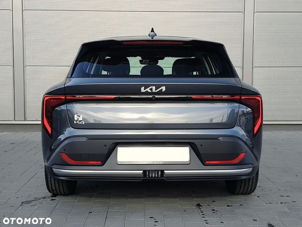 Kia K4 - 8