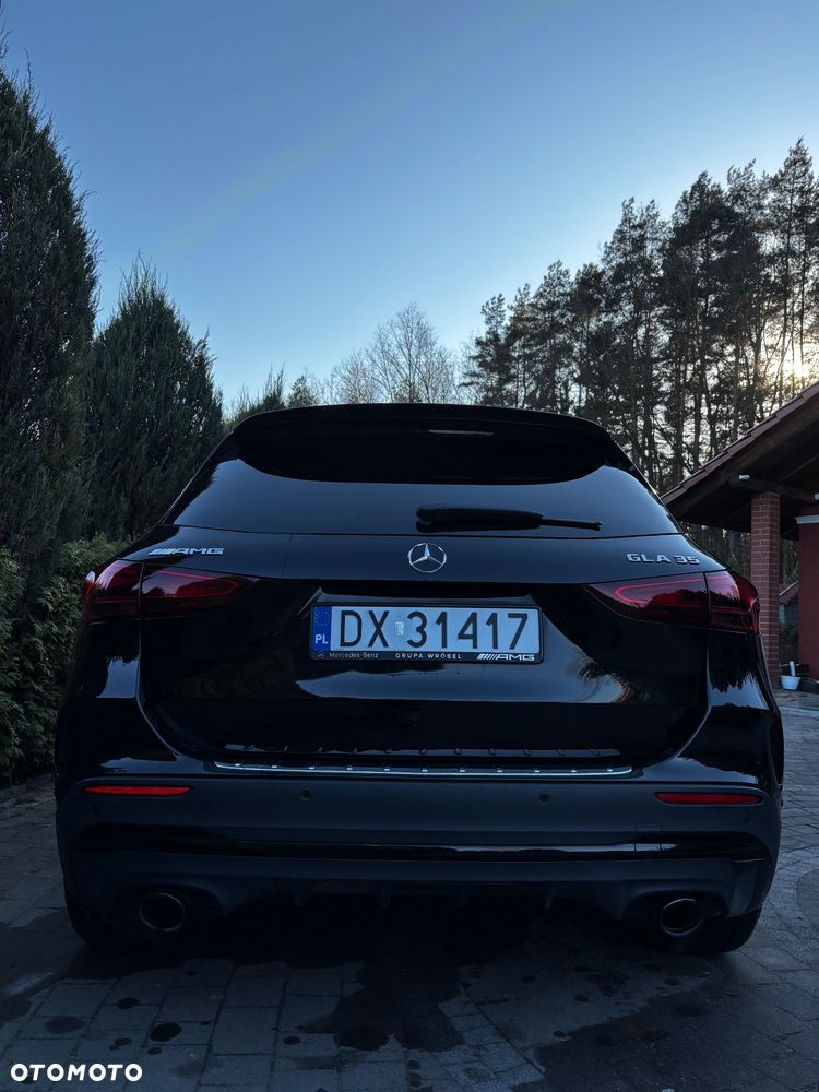 Mercedes-Benz GLA - 7