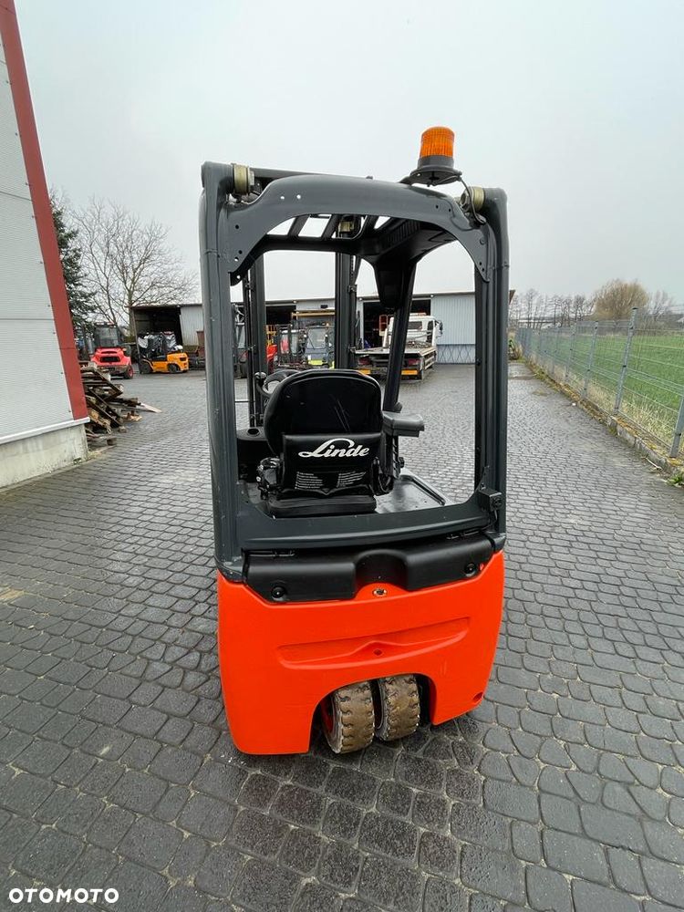 Linde E15 - 10