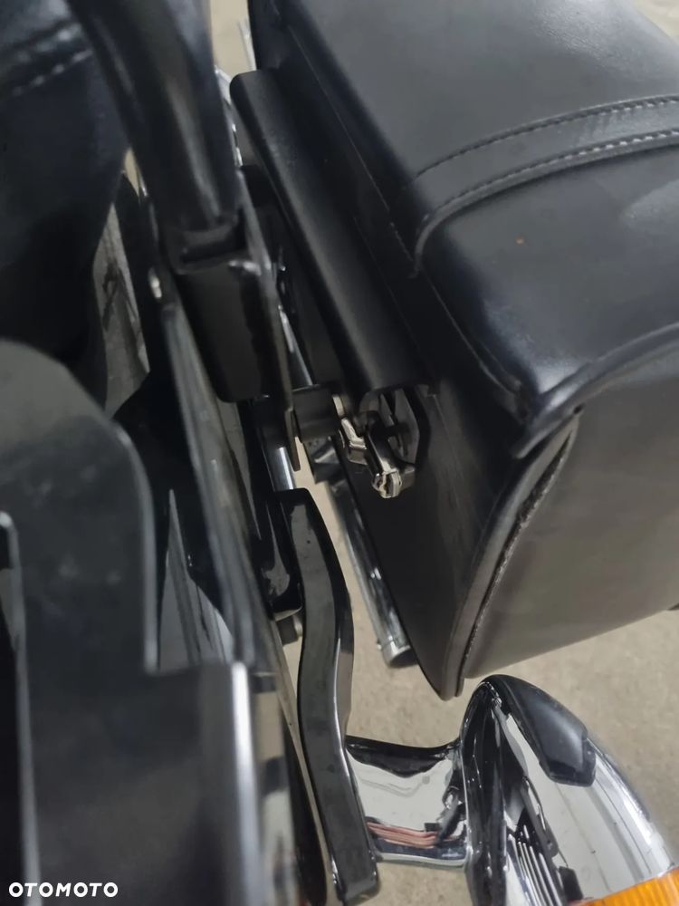 Harley-Davidson Softail Standard - 14