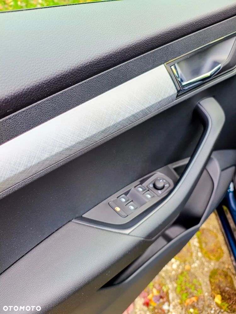 Skoda Karoq 1.5 TSI ACT 4x2 Ambition - 16