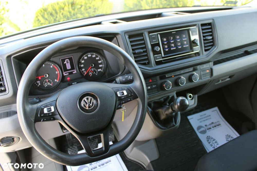 Volkswagen Crafter - 13