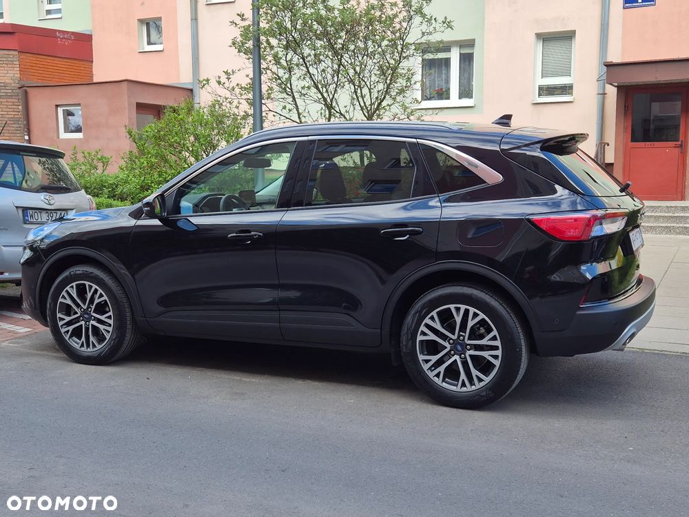 Ford Kuga 2.5 FHEV FWD Titanium X - 17