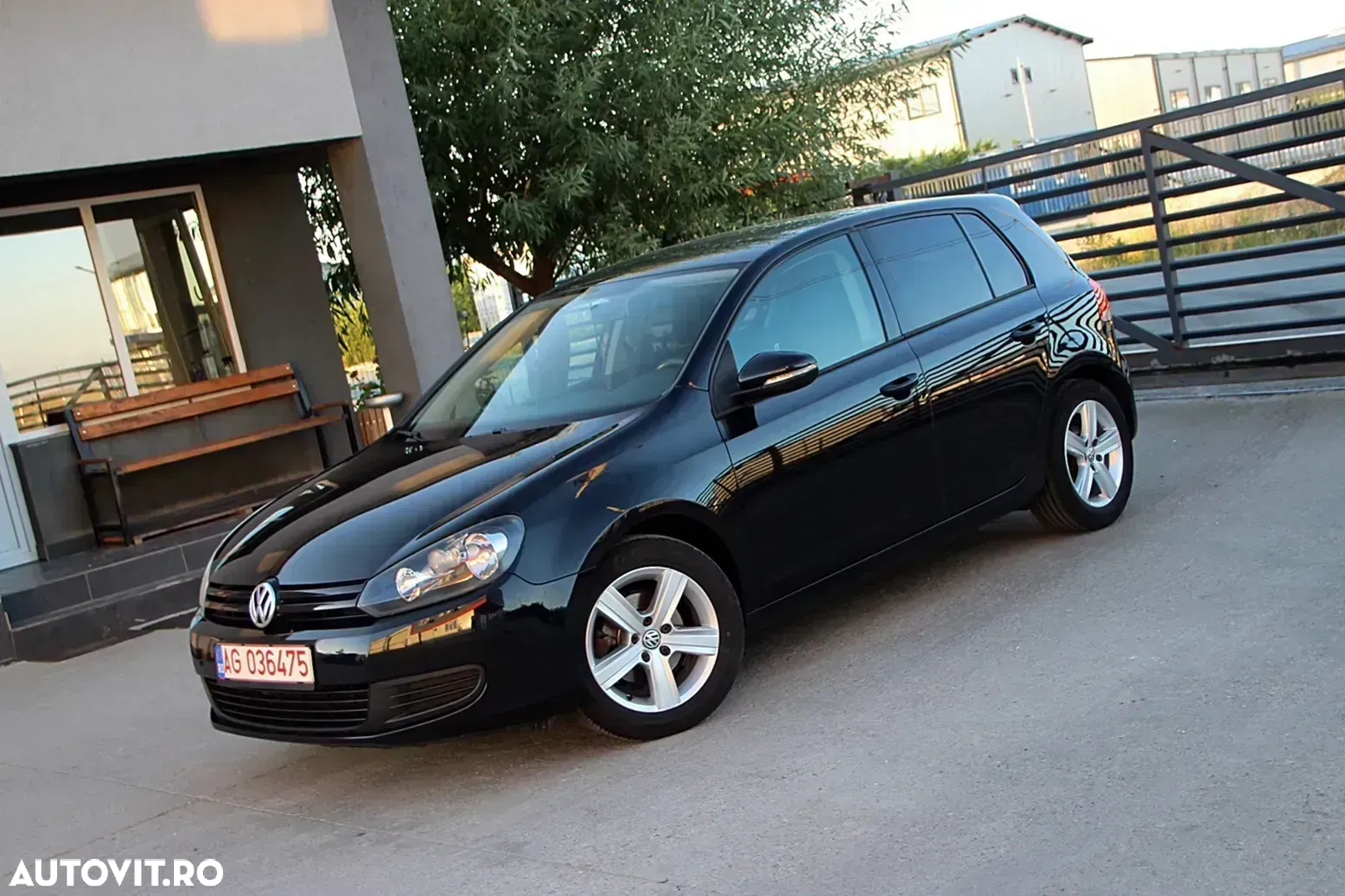 Volkswagen Golf 1.2 TSI Comfortline BlueMotion Technology - 2