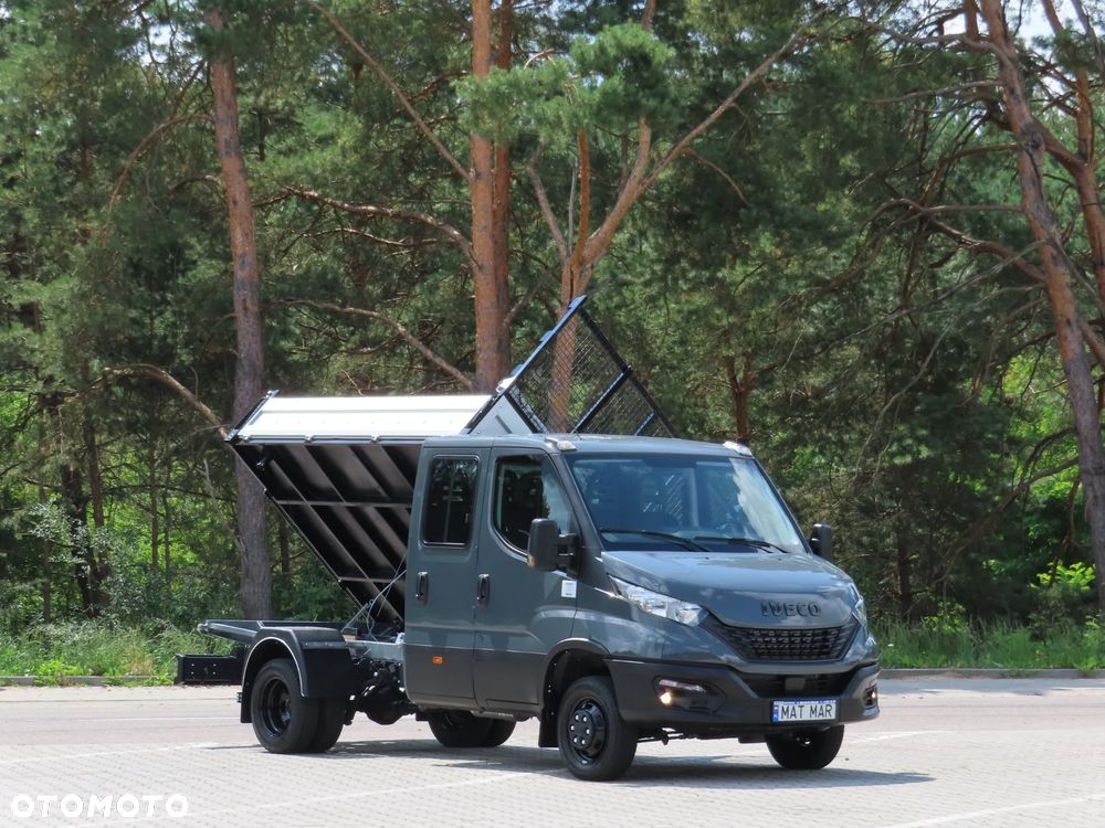 Iveco DAILY 35C16 Doka Dubel Brygadowy MIXTO 6-Cio Os.+755 Kg Ład. Wywrotka Kiper Wywrot x 3 str. 3100 mm Długość + Stelaż i Plandeka 2100 mm Wysokość Renomowanej Firmy RomCar Rozstaw Osi 3750 mm Blokada Tylnego Mostu WZMACNIANY HAK 3500 Kg 55 Tys Km Przeb. Stan Auta JAK NOWY POLECAM - 16