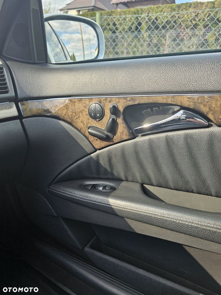 Mercedes-Benz Klasa E 320 CDI Avantgarde DPF - 14