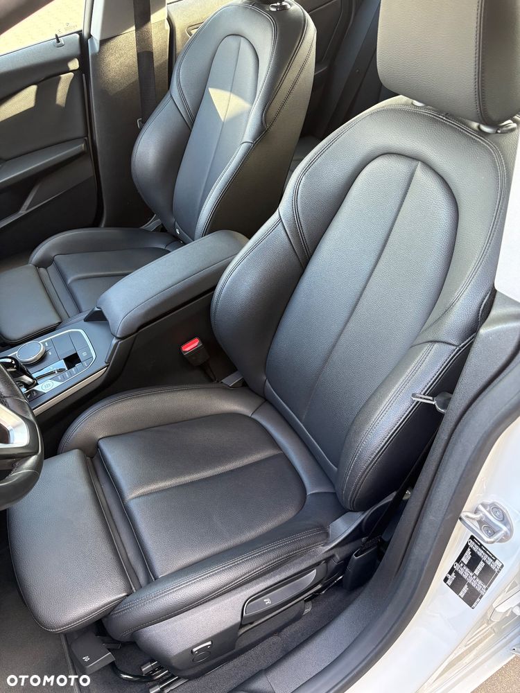 BMW Seria 2 218i - 20