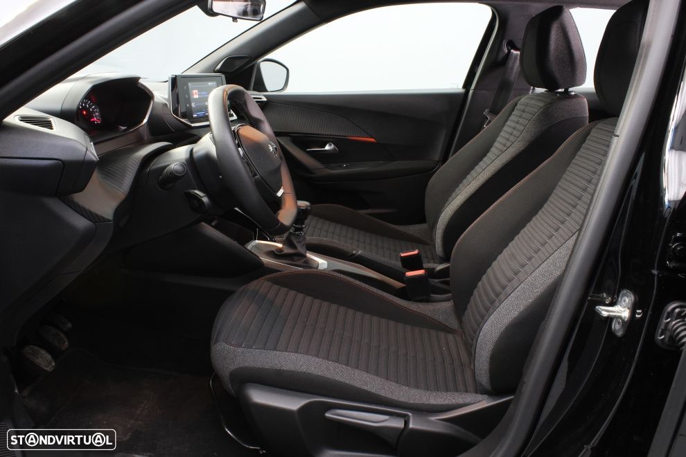 Peugeot 2008 1.2 PureTech Active Pack - 21