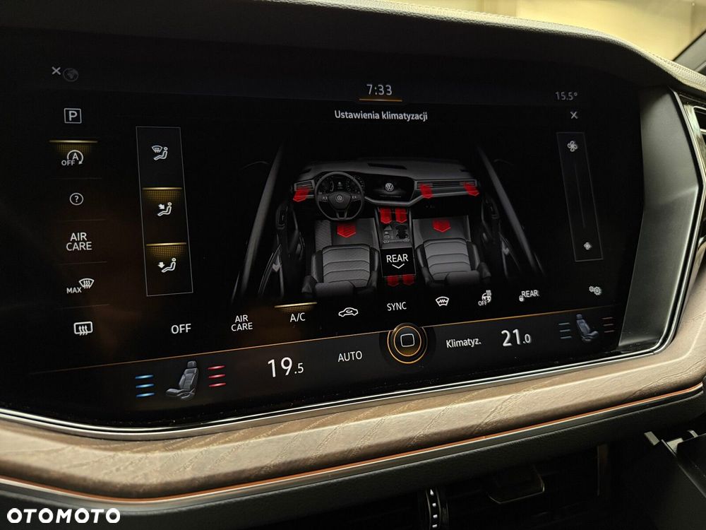 Volkswagen Touareg - 39