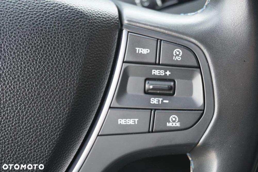 Hyundai i20 1.2 YES Gold - 27