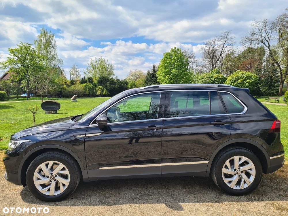 Volkswagen Tiguan - 5