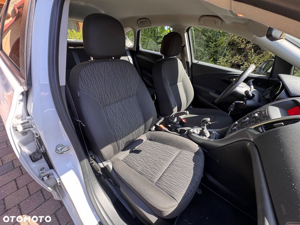 Opel Astra 1.6 Cosmo EU6 - 11