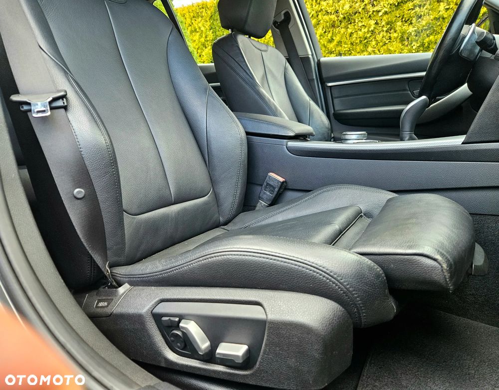 BMW Seria 3 - 21