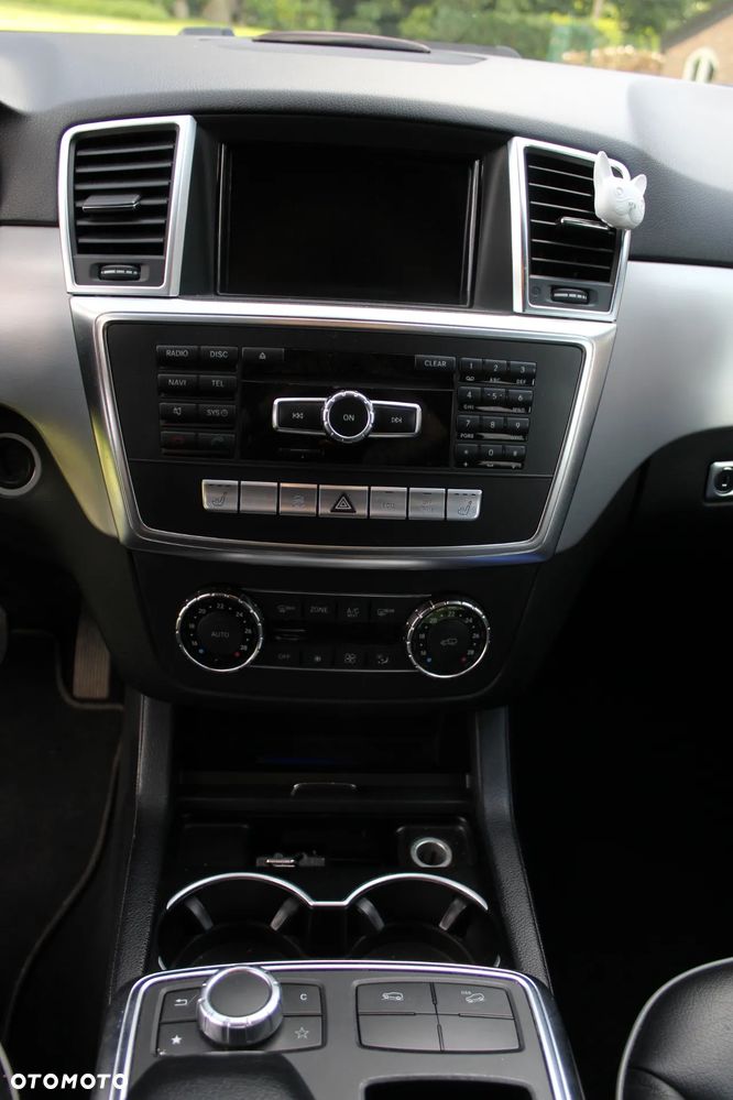 Mercedes-Benz ML 350 BlueTEC 4-Matic - 17