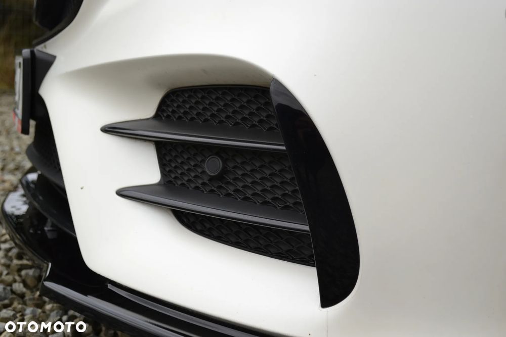 Mercedes-Benz Klasa E 300 Coupe 9G-TRONIC - 13