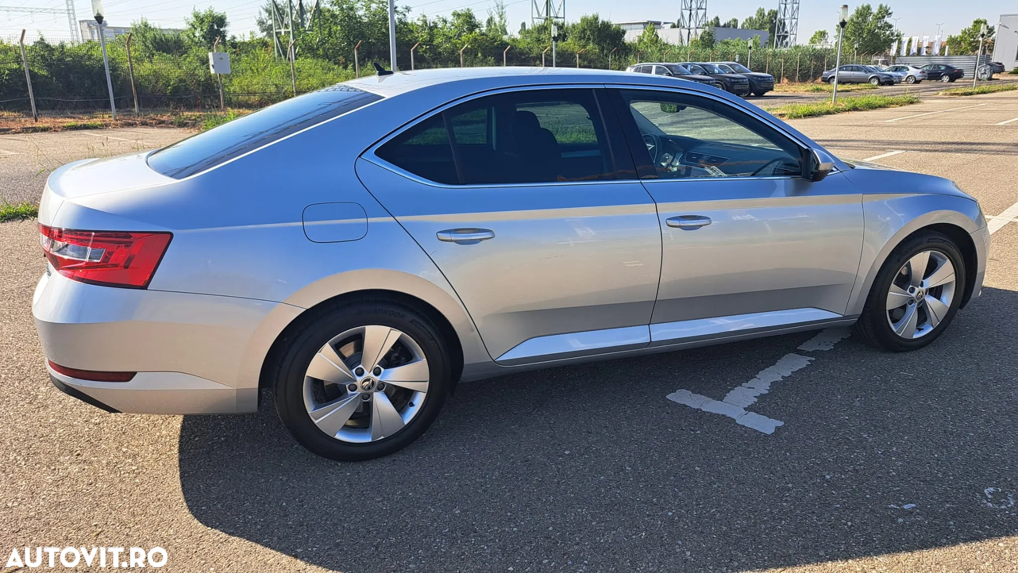 Skoda Superb 2.0 TDI DSG Ambition - 5