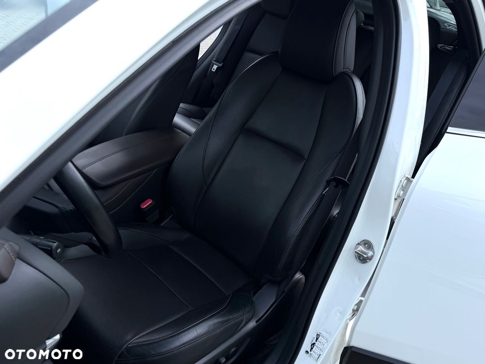 Mazda CX-30 - 32