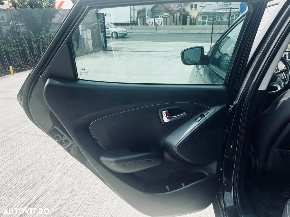 Hyundai ix35 2.0 CRDI High 4WD GLS Aut. Luxury+ - 16