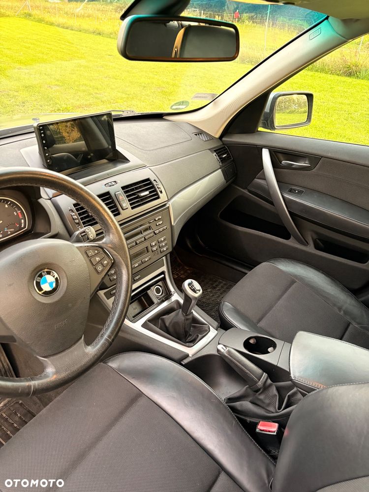 BMW X3 xDrive18d - 16