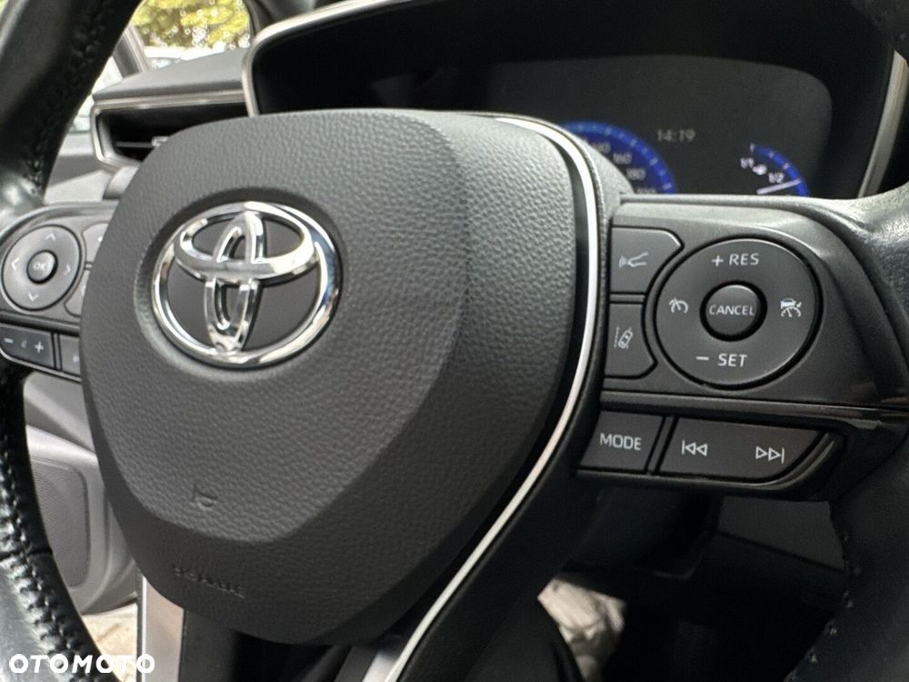 Toyota Corolla 2.0 Hybrid Comfort - 17