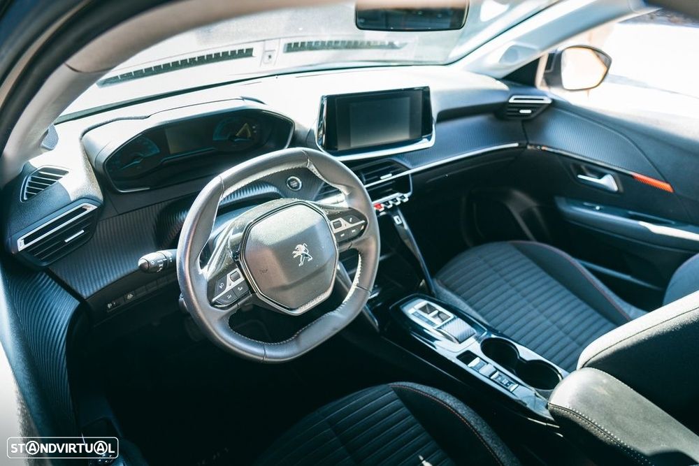 Peugeot e-208 Active - 6