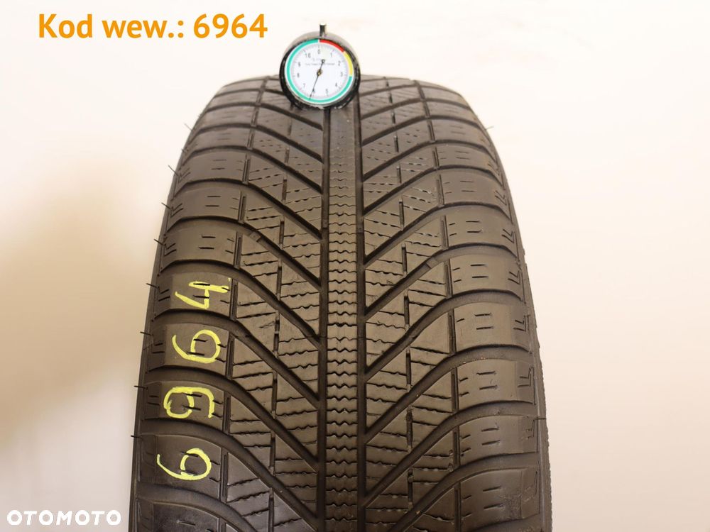 Goodyear Vector 4Seasons - 215/60 R16 - 1